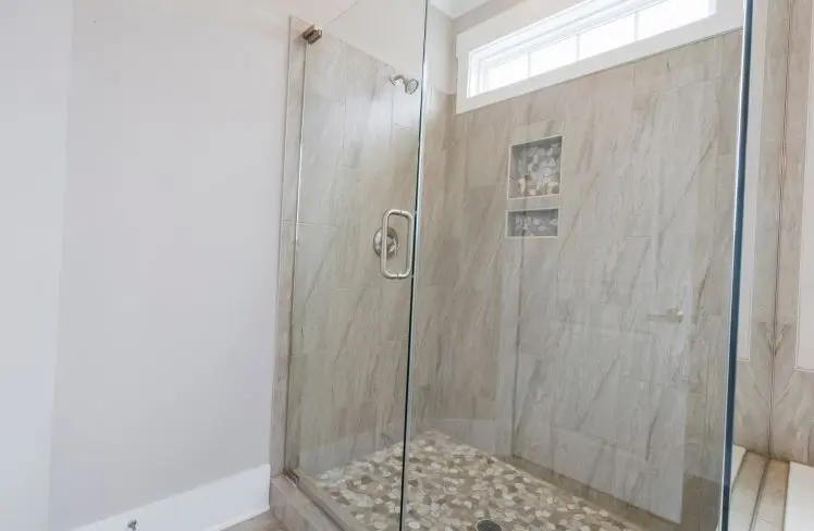 Baños adaptados y accesibles